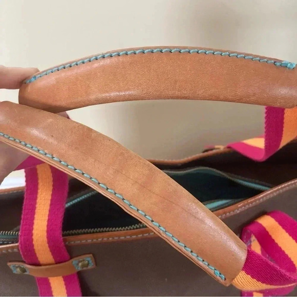 GAP canvas  brown leather duffle travel bag - Picture 4 of 9